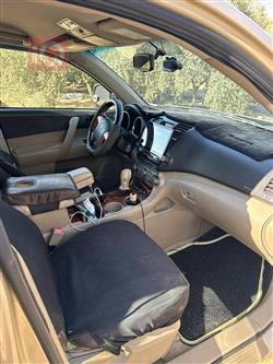 تۆیۆتا هایلاندەر